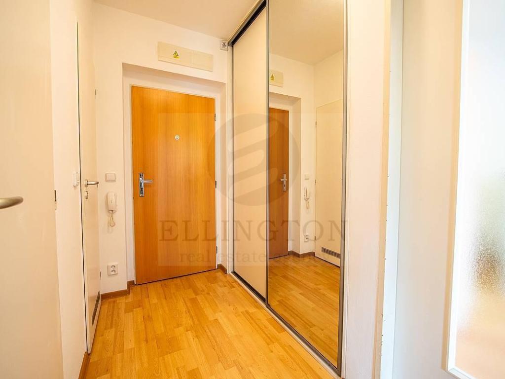 Prodej bytu 2+kk 42 m2, Praha – náhled fotky 13