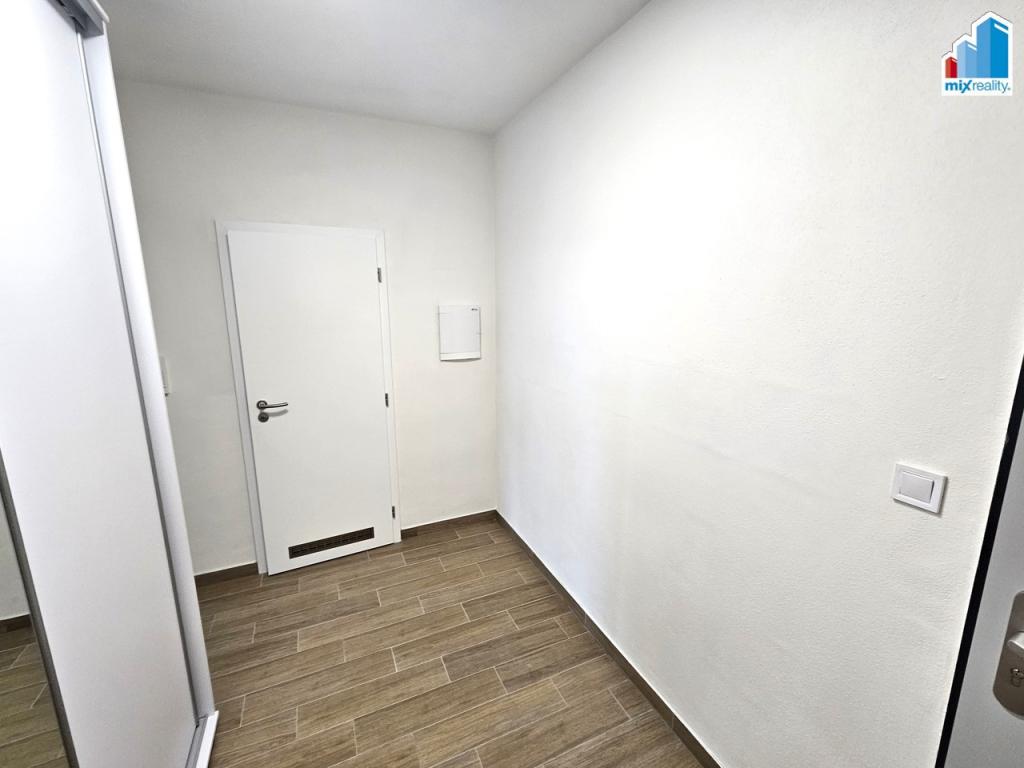 Pronájem bytu 2+kk 46 m2, Plzeň – náhled fotky 8
