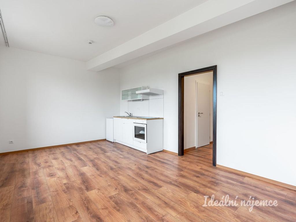 Pronájem bytu 1+kk 32 m2