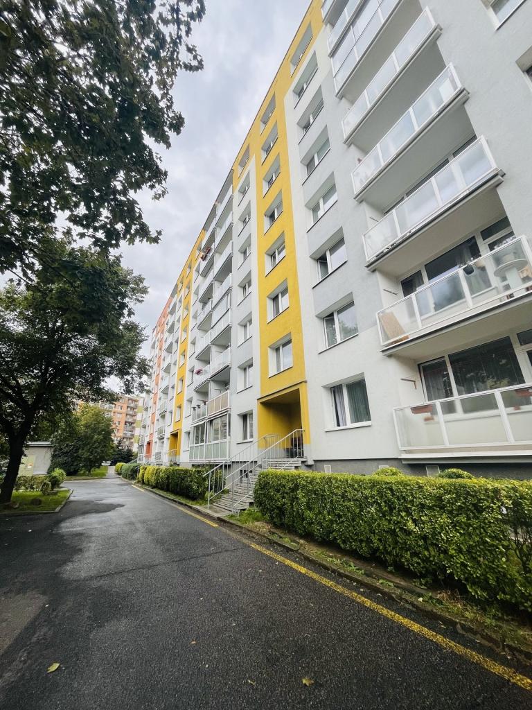 Pronájem bytu 2+1 64 m2