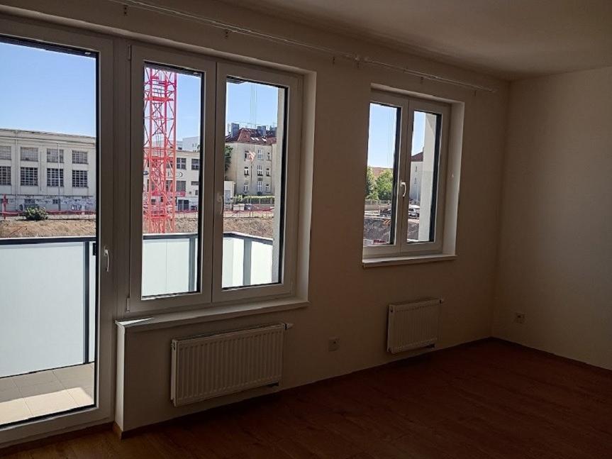 Pronájem bytu 2+kk 43 m2, Praha – náhled fotky 8
