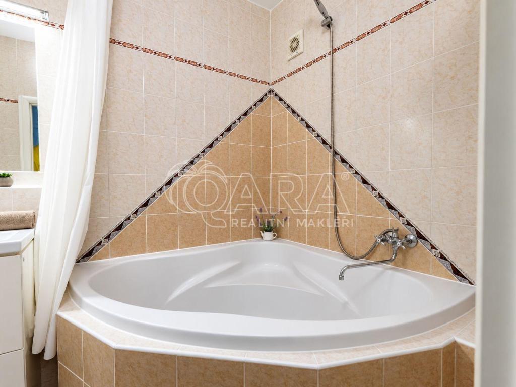 Prodej bytu 3+kk 71 m2, Praha – náhled fotky 14