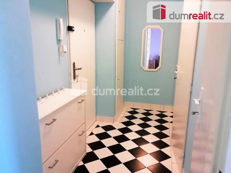 Pronájem bytu 1+1 38 m2