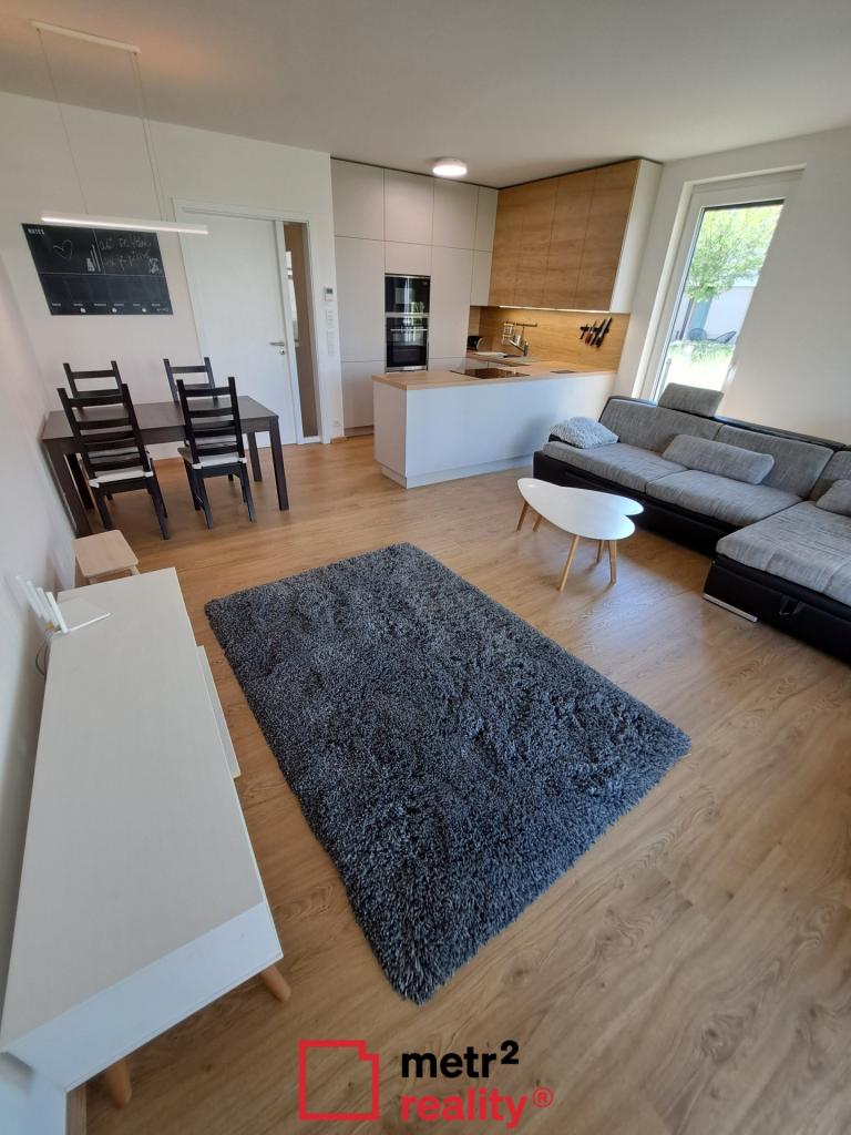 Pronájem bytu 3+kk 82 m2