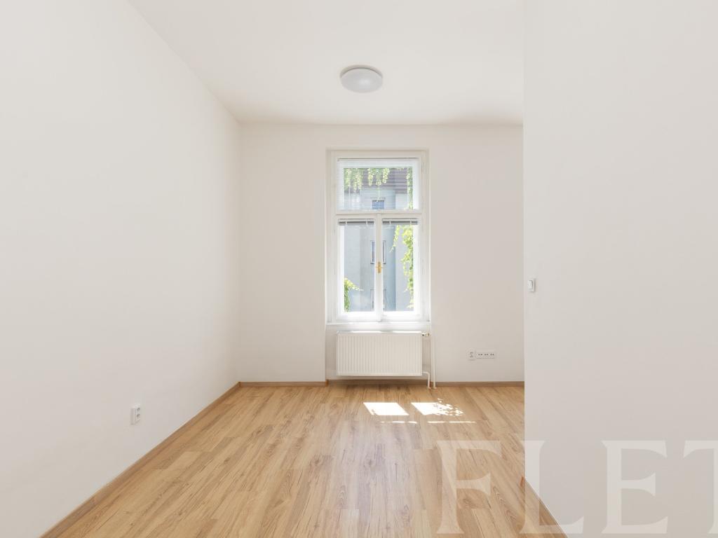 Pronájem bytu 1+kk 34 m2