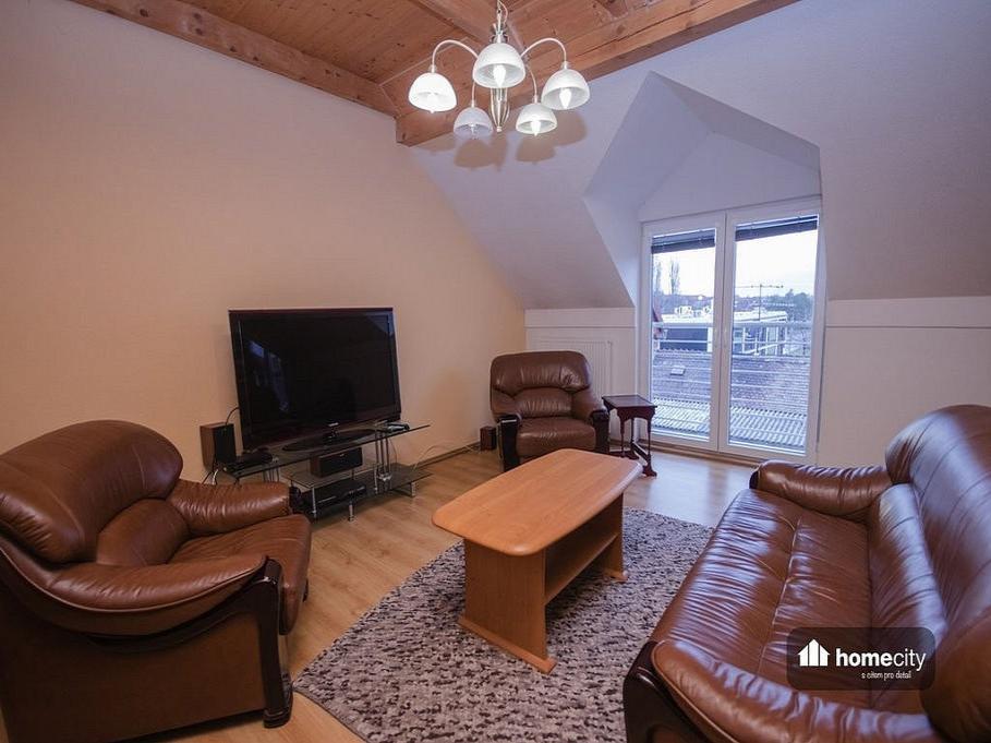 Pronajem bytu 2+1 90 m2