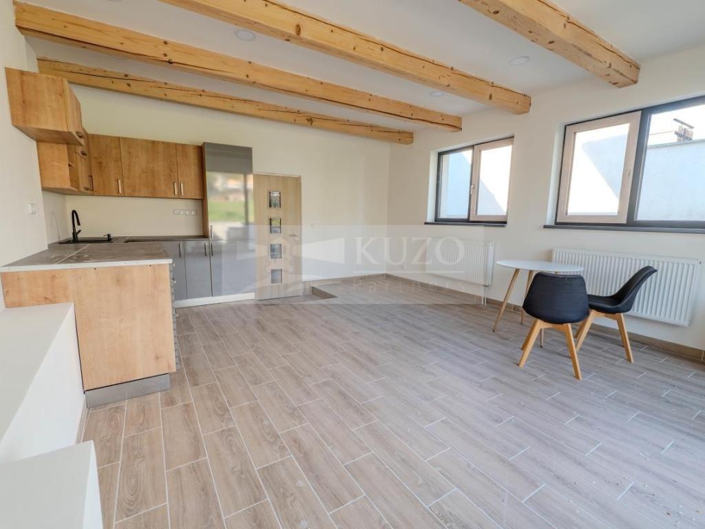 Pronájem bytu 2+kk 52 m2
