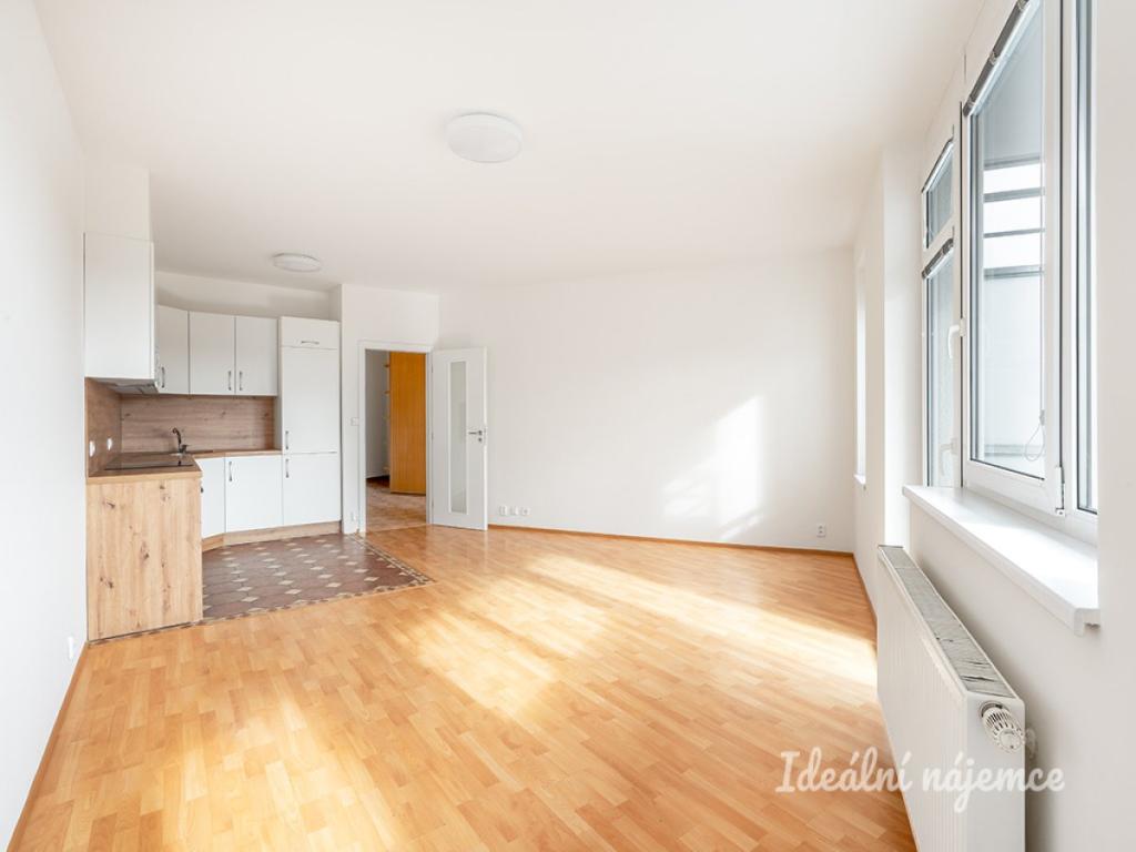 Pronájem bytu 3+kk 74 m2