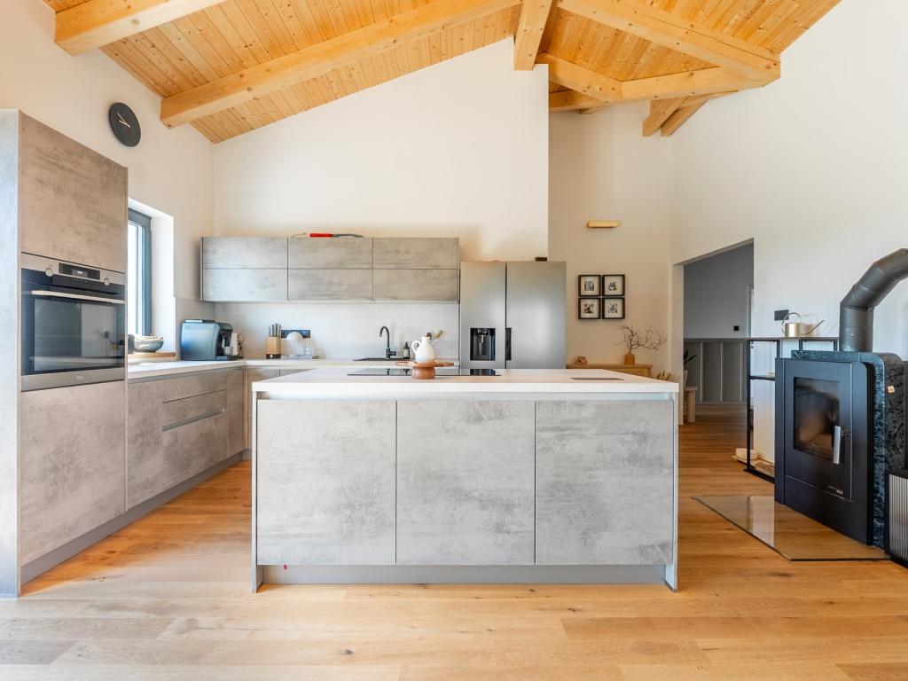 Haus, 165 m², Grundstück 1560 m²