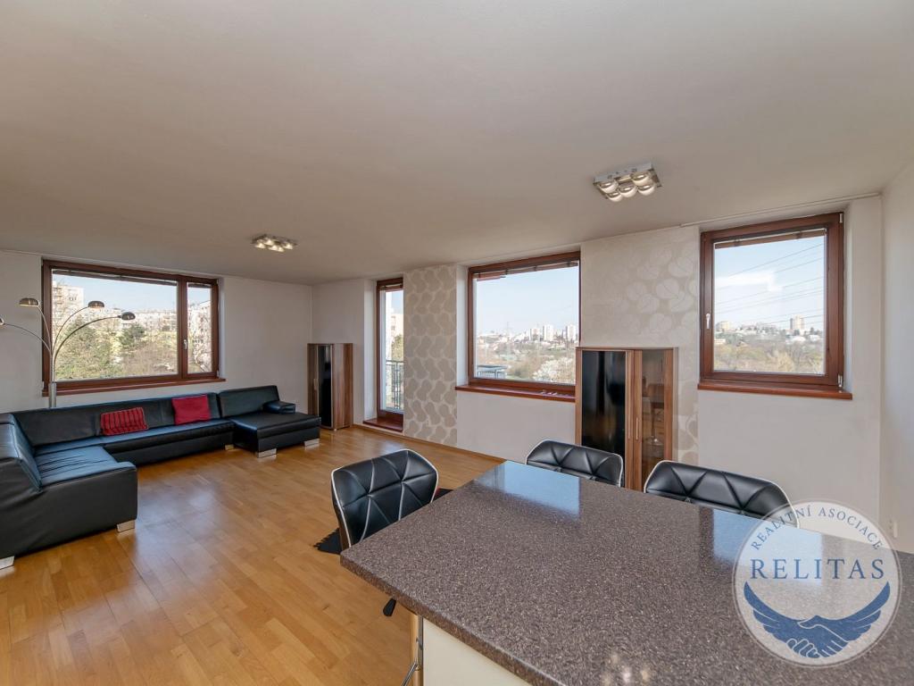 Pronájem bytu 3+kk 93 m2