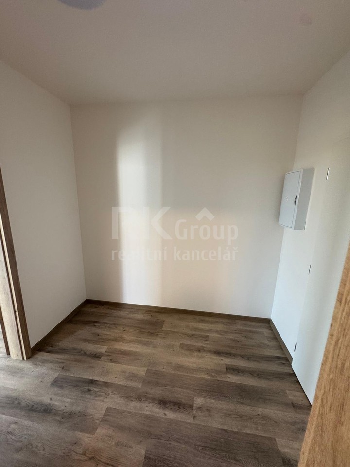 Pronájem bytu 1+kk 38 m2