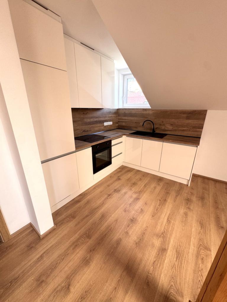 Pronájem bytu 2+kk 51 m2