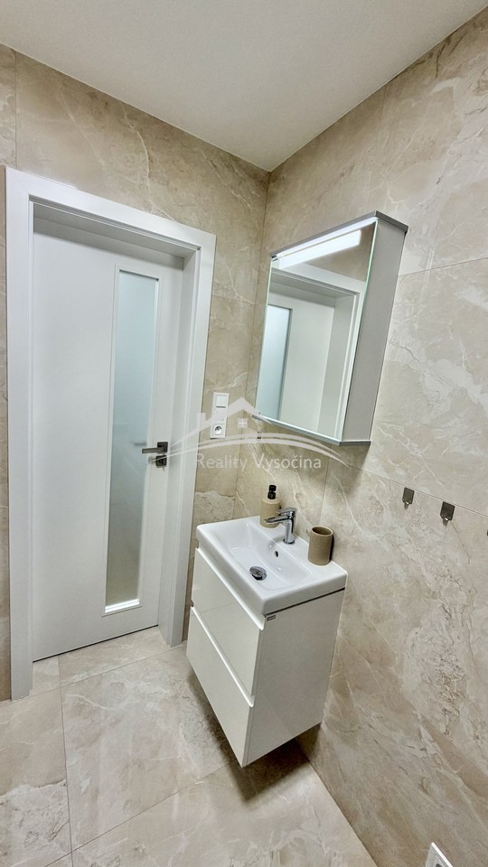 Pronájem bytu 1+kk 35 m2