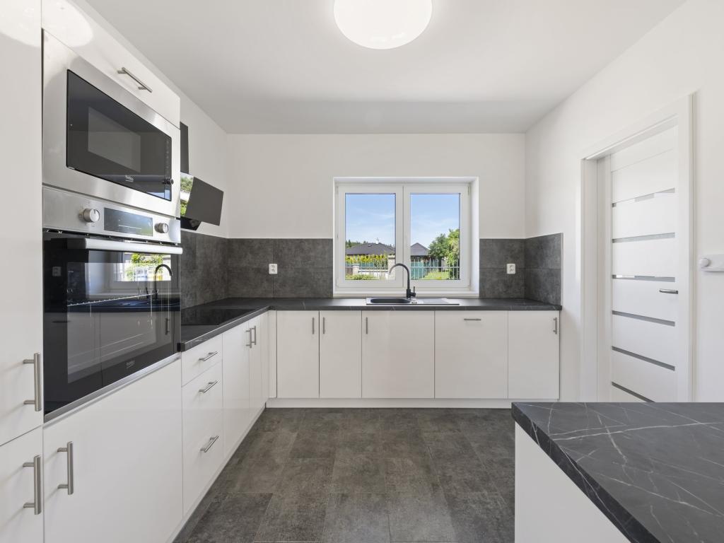 Prodej domu 107 m² – pohled 2