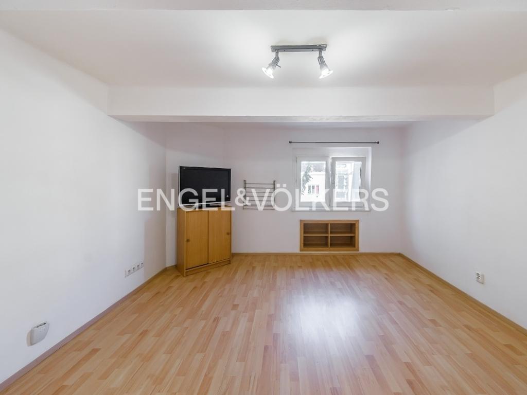 Pronájem bytu 1+kk 22 m2