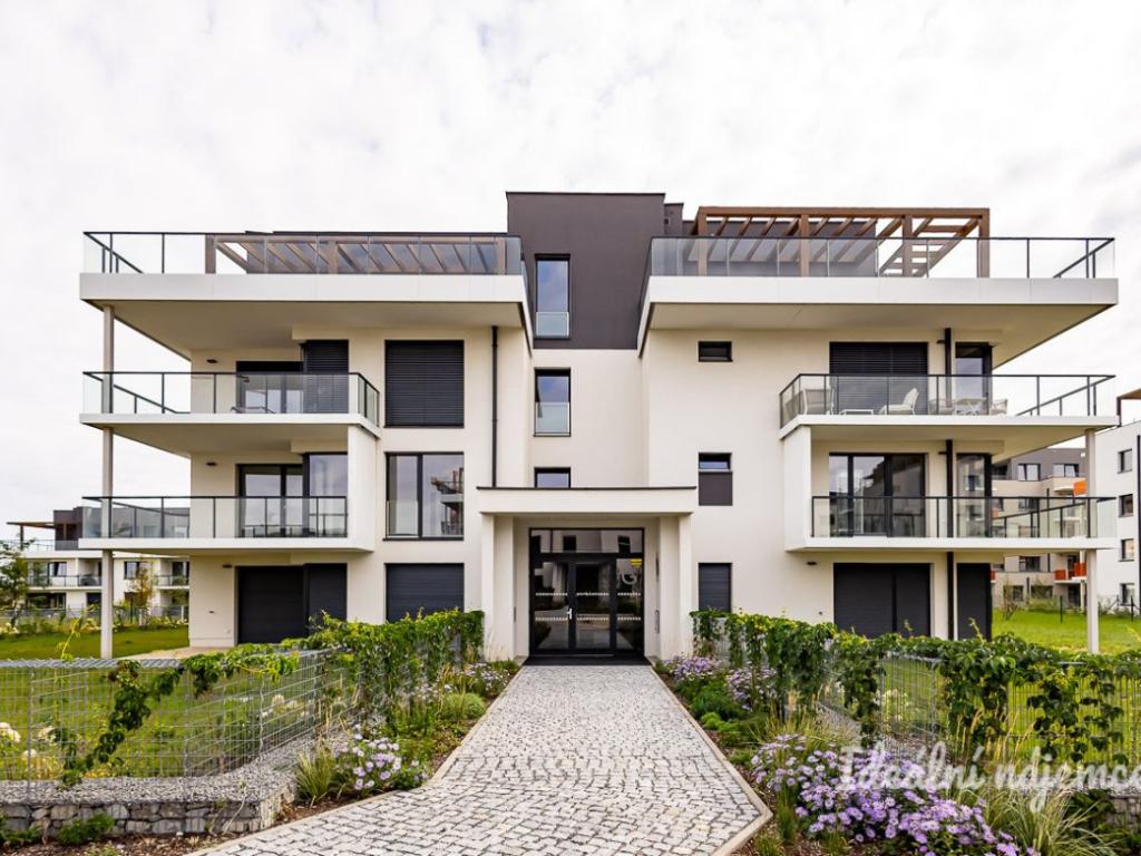 Pronájem bytu 2+kk 52 m2, Praha – náhled fotky 14