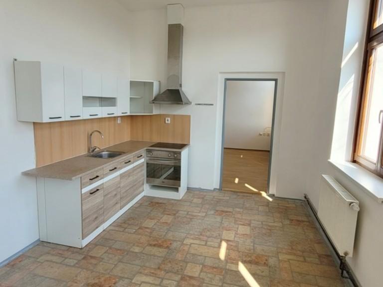 Pronájem bytu 2+1 78 m2
