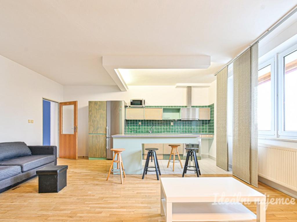 Pronájem bytu 1+kk 62 m2