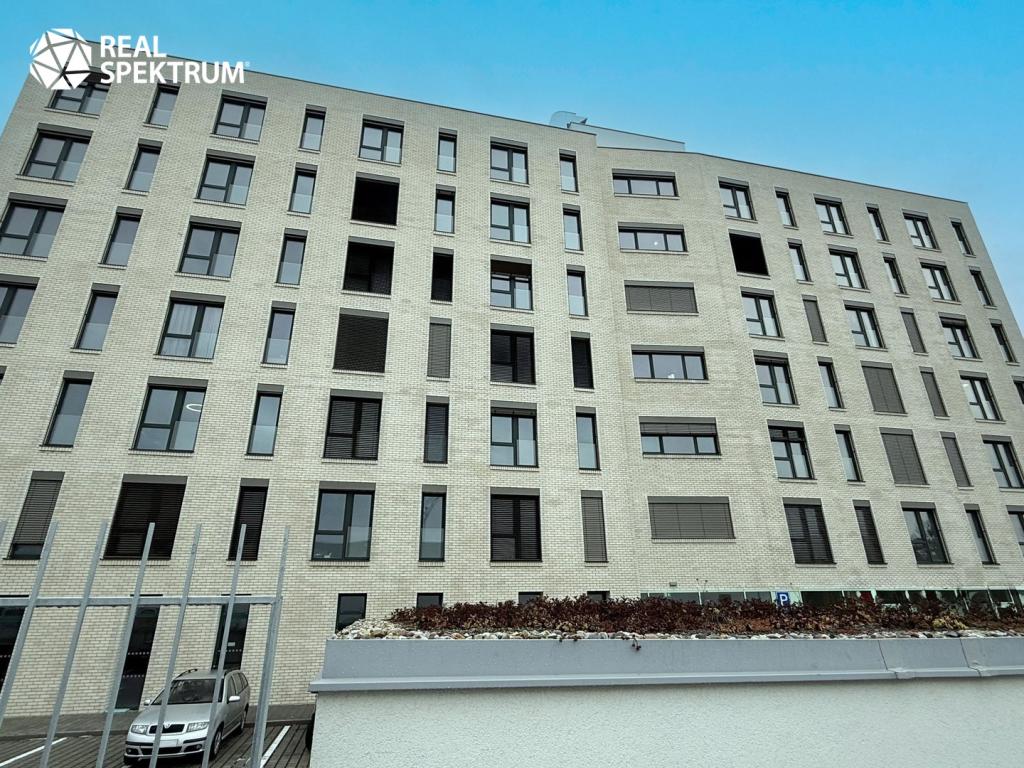 Pronájem bytu 1+kk 37 m2