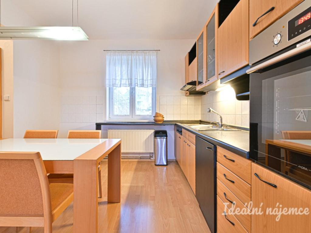 Pronájem bytu 3+kk 80 m2