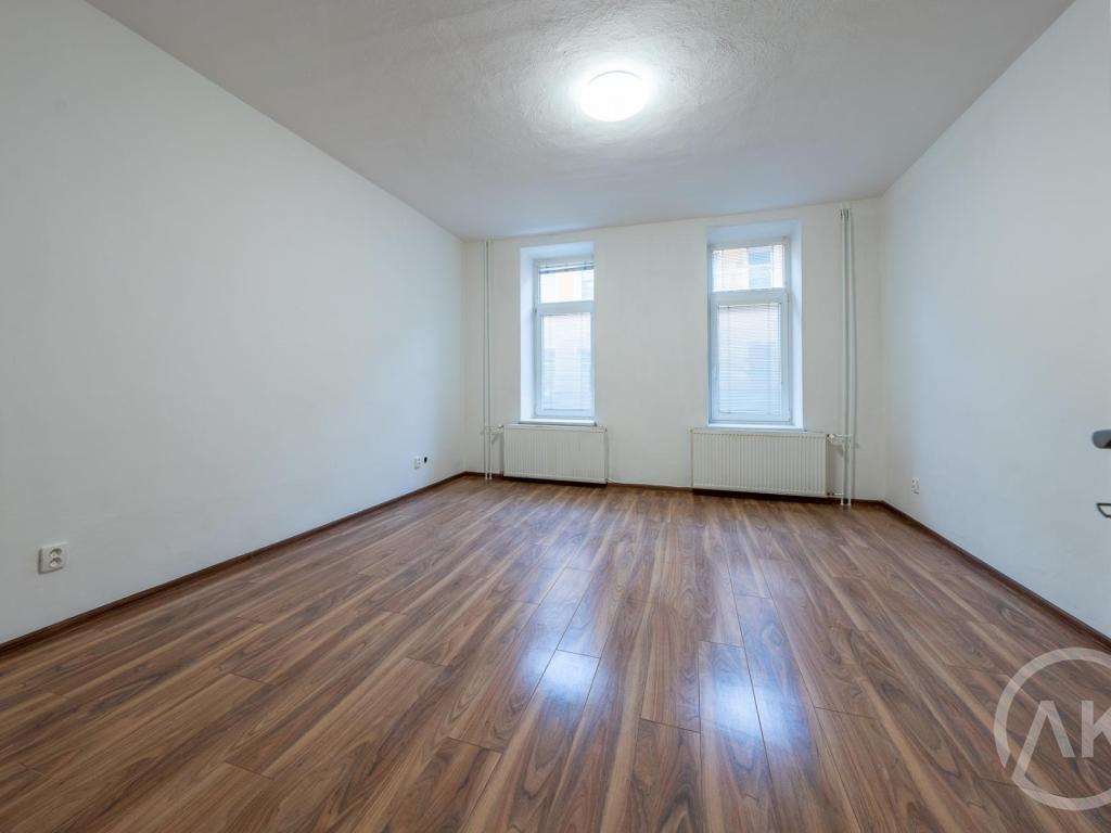 Pronájem bytu 1+kk 35 m2
