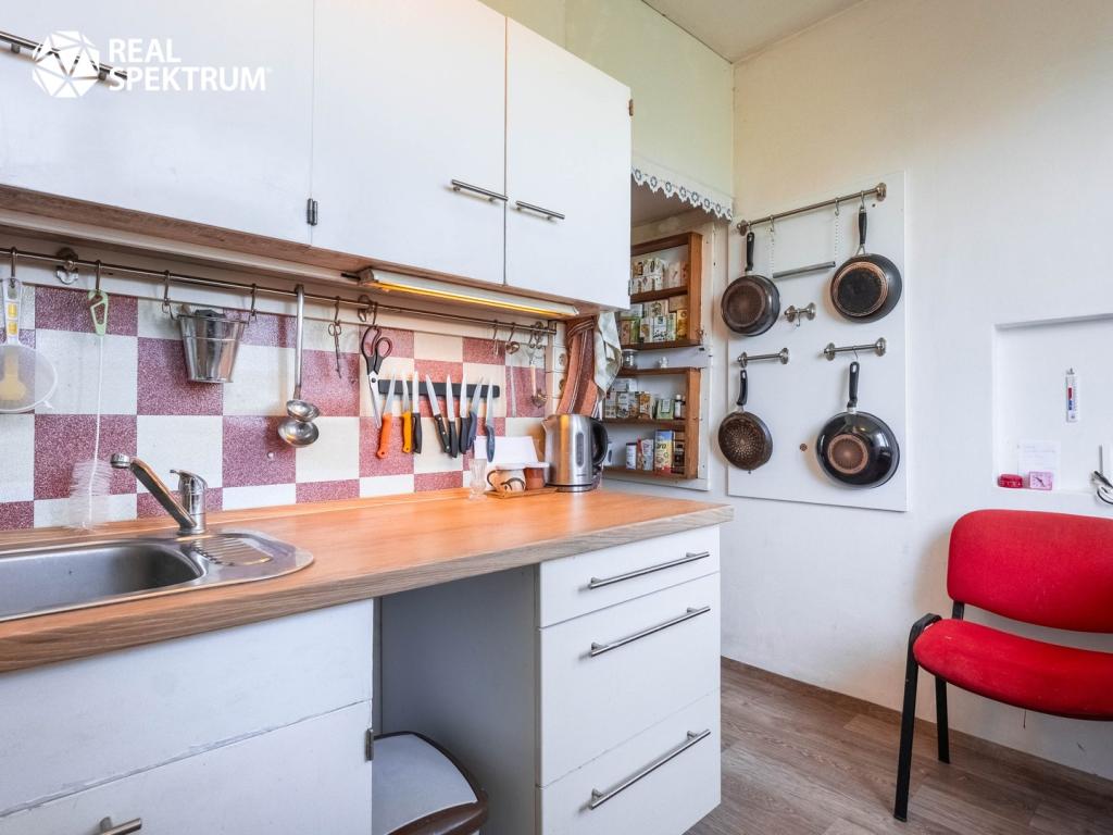 Prodej bytu 3+1 73 m² – pohled 2