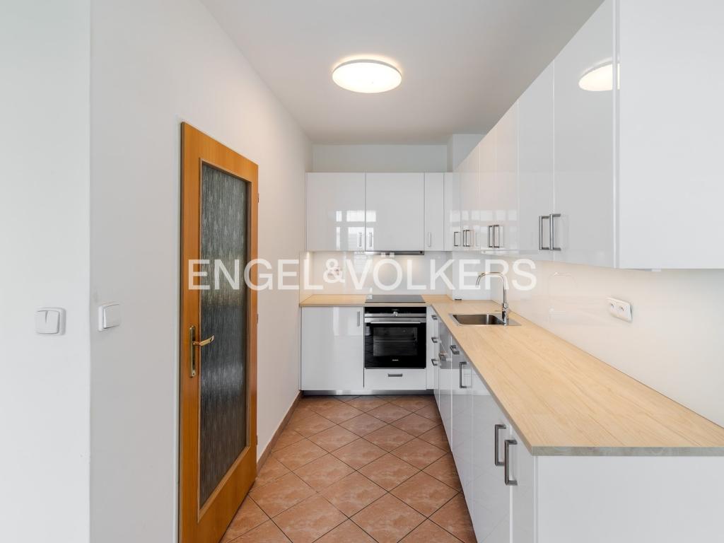 Pronájem bytu 1+kk 40 m2