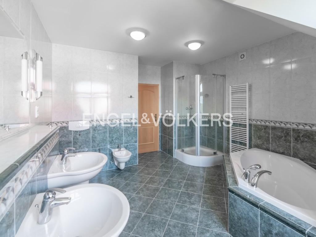 Pronájem domu 384 m2, Praha – náhled fotky 15