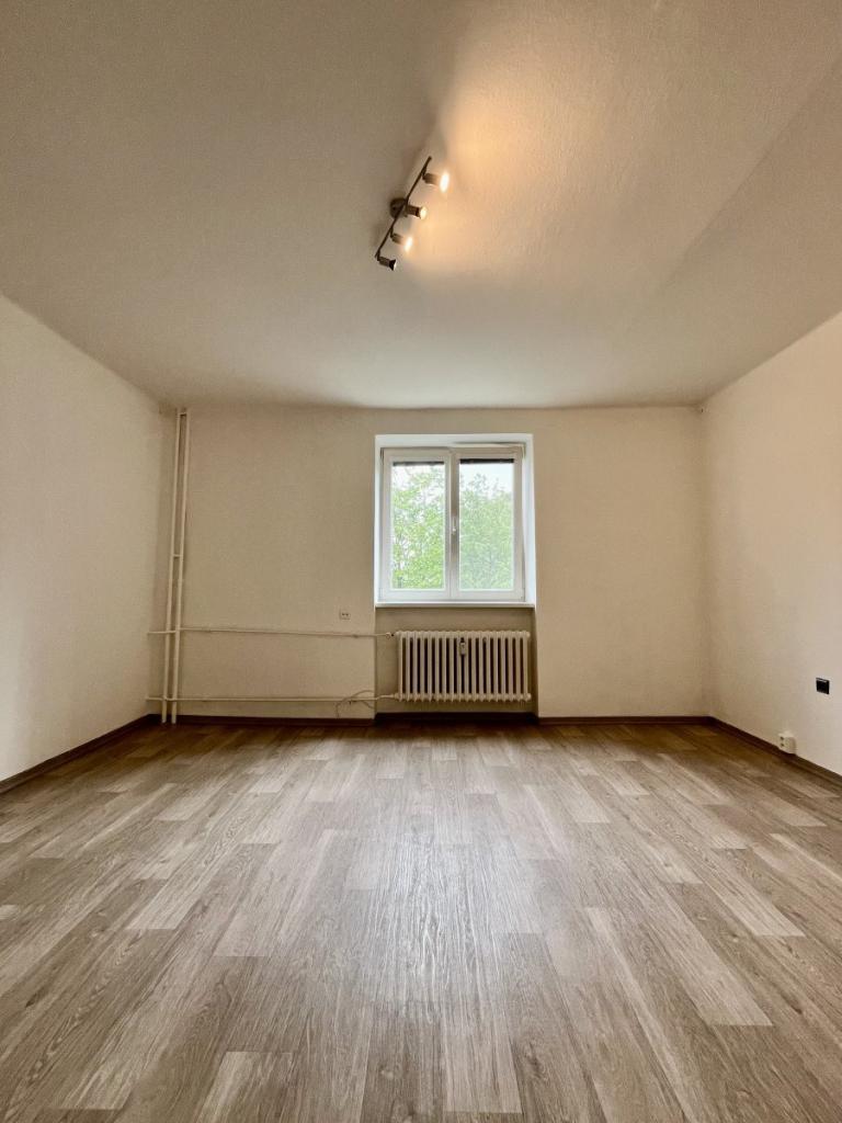 Pronájem bytu 1+1 38 m2