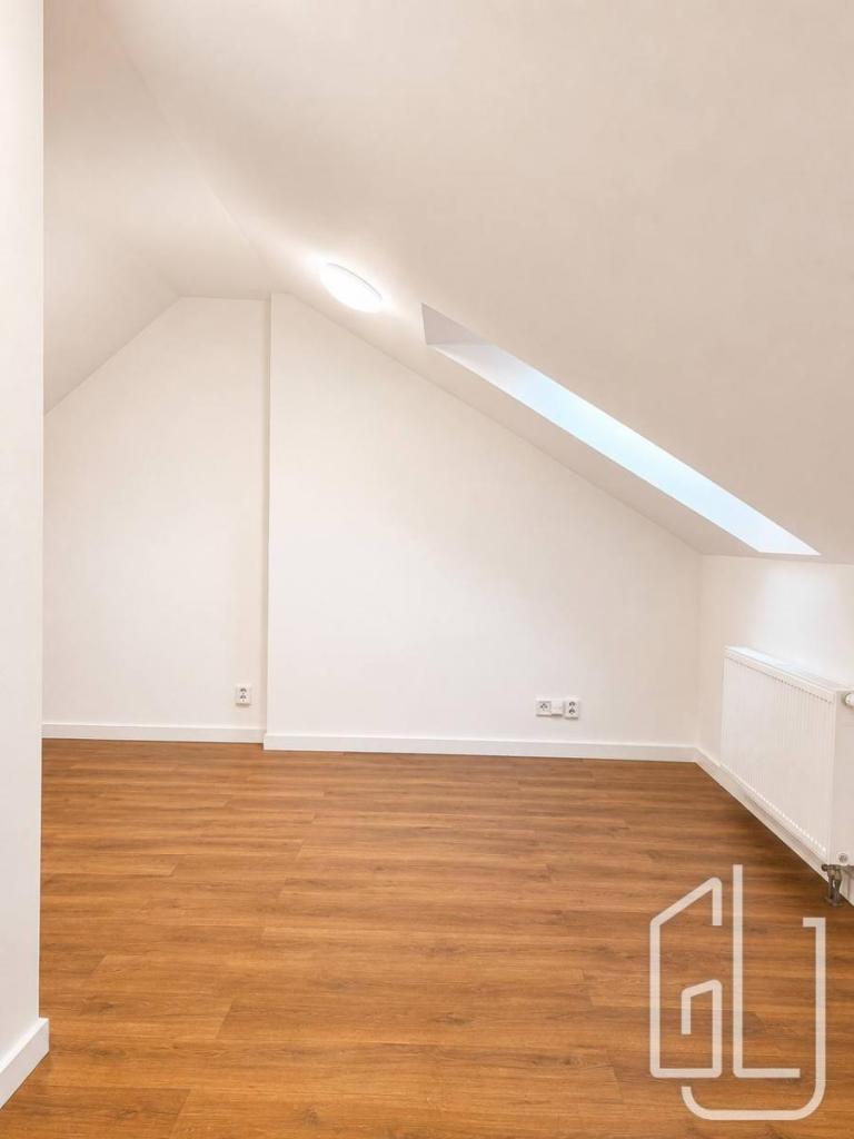 Pronájem bytu 3+kk 76 m2, Praha – náhled fotky 13