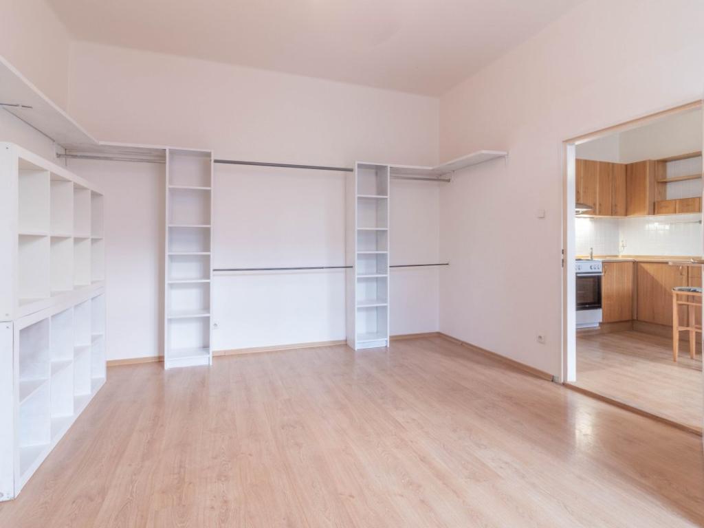 Pronájem bytu 2+kk 44 m2