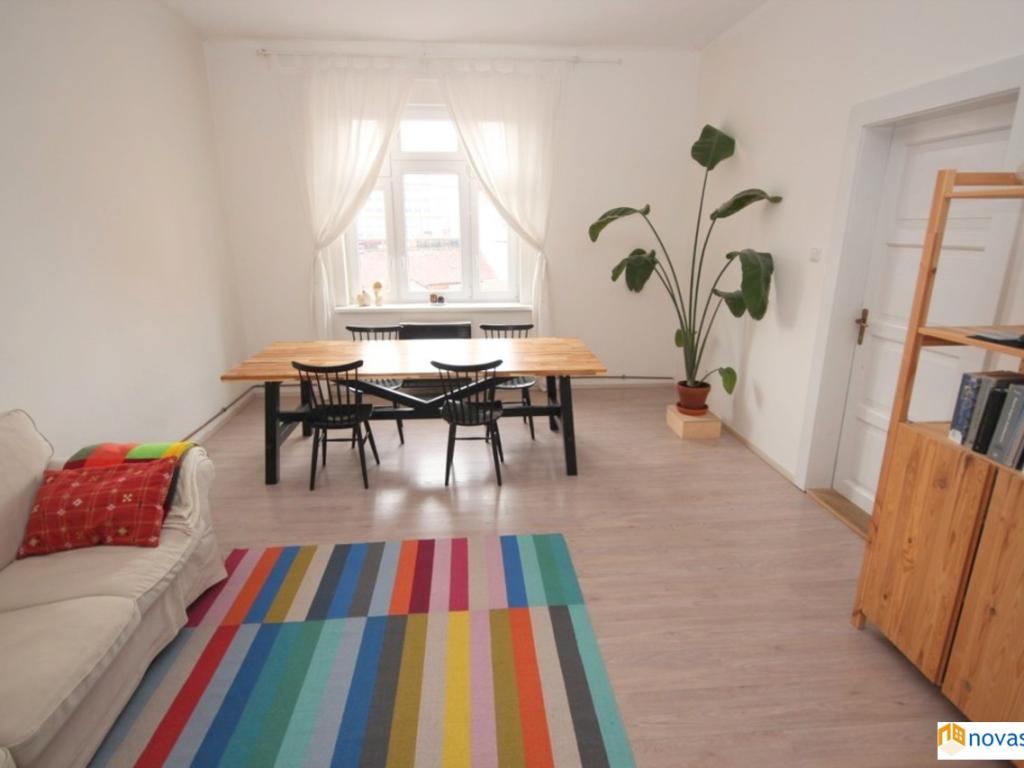 Pronájem bytu 2+1 70 m2