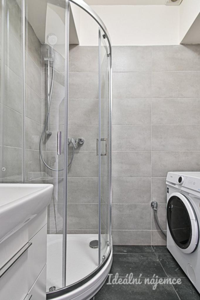 Pronájem bytu 1+kk 37 m2