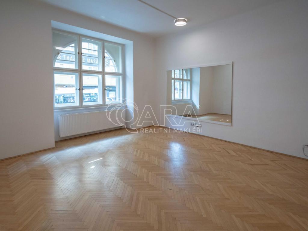 Prodej bytu 2+kk 67 m2, Praha – náhled fotky 8