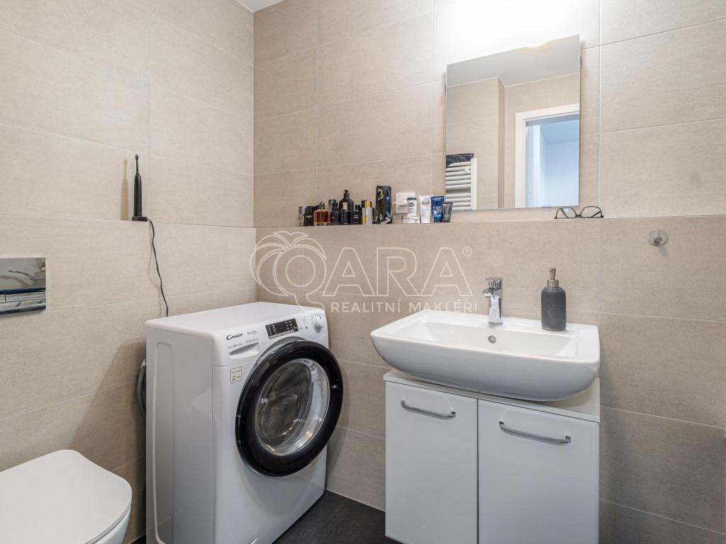 Pronájem bytu 1+kk 33 m2, Praha – náhled fotky 7