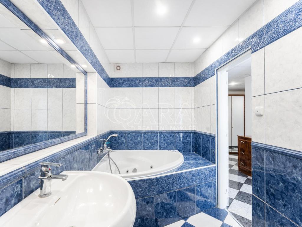 Prodej bytu 4+kk 103 m2, Praha – náhled fotky 16