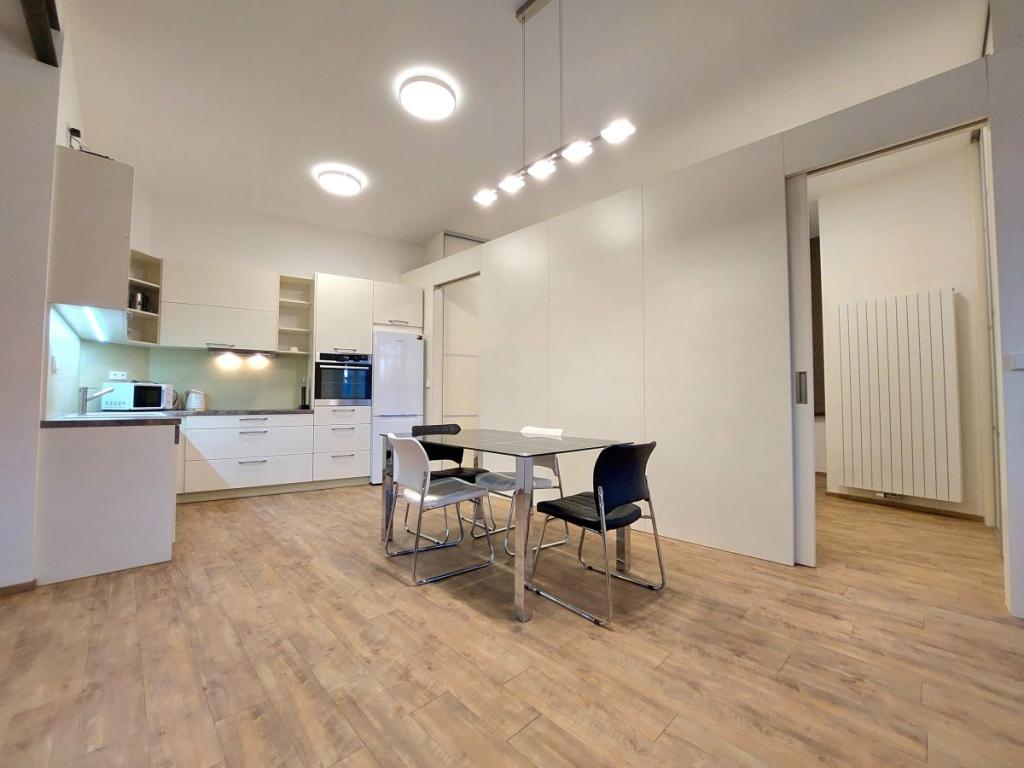 Pronájem bytu 2+kk 71 m² – další