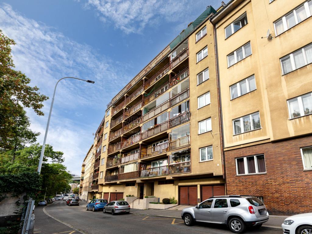 Pronájem bytu 2+1 54 m2, Praha – náhled fotky 16