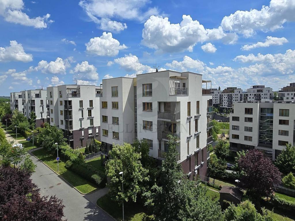 Pronájem bytu 2+kk 65 m2