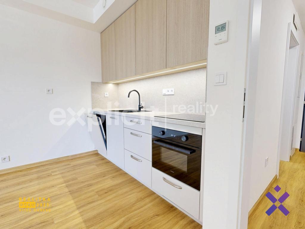 Pronájem bytu 1+kk 33 m2, Uherský Brod – náhled fotky 3