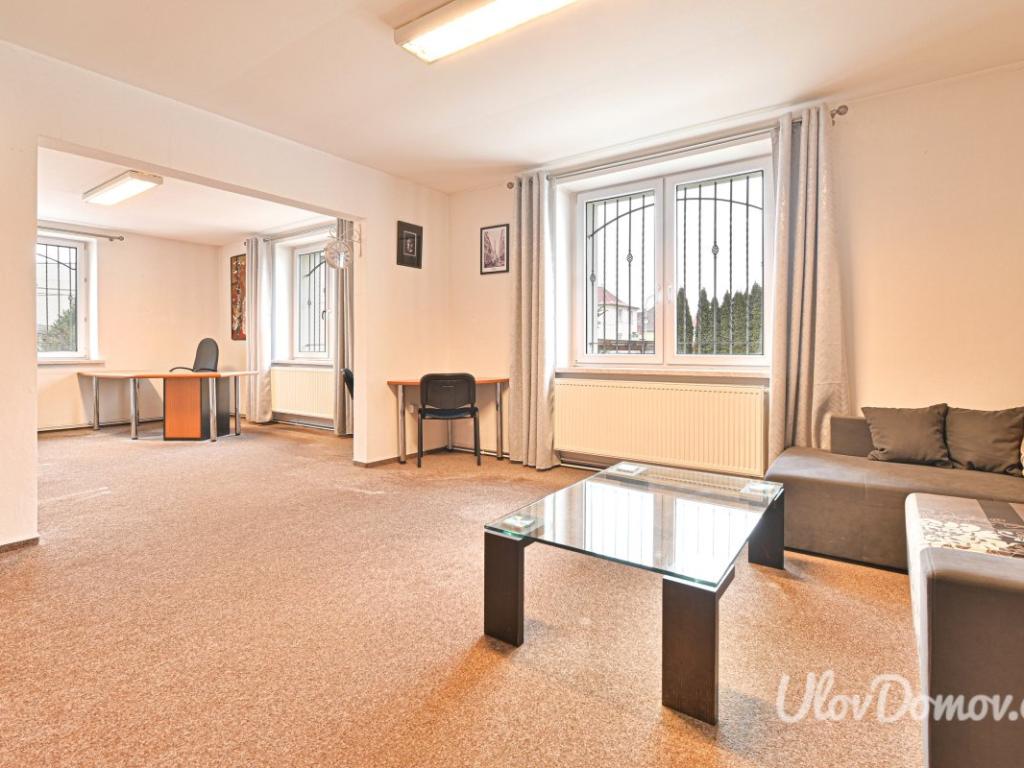 Pronájem bytu 6 a více 320 m2
