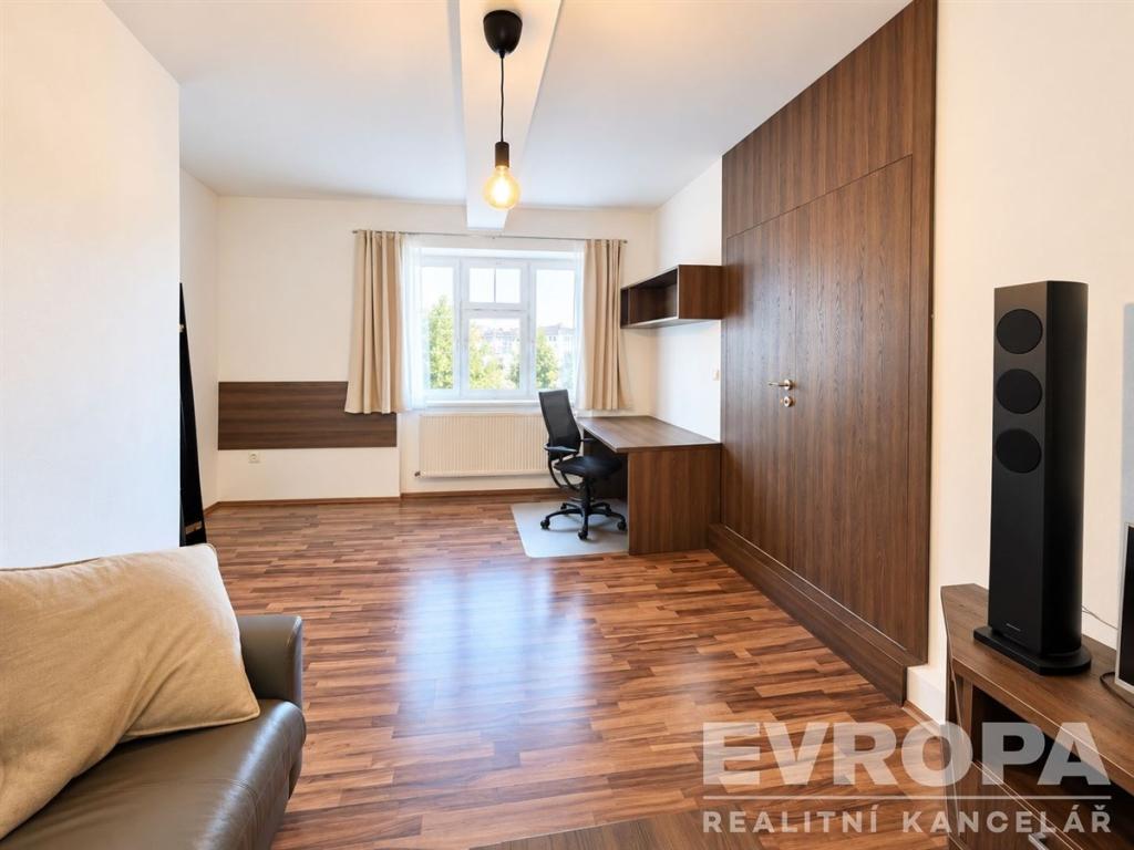 Pronájem bytu 2+1 58 m2, Praha – náhled fotky 2