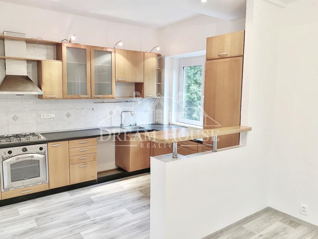 Pronájem bytu 3+kk 80 m2