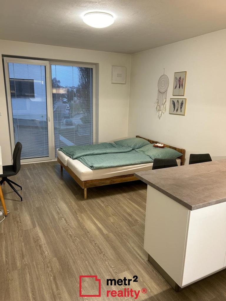 Pronájem bytu 1+kk 34 m2