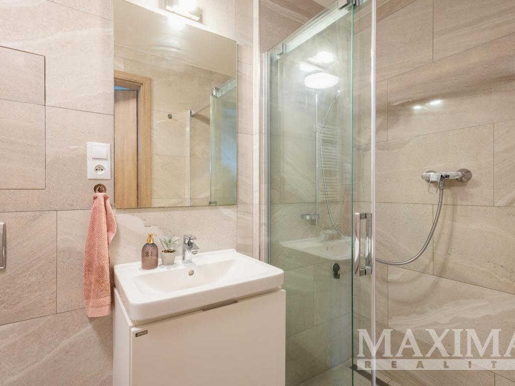 Prodej bytu 2+kk 59 m2, Praha – náhled fotky 8