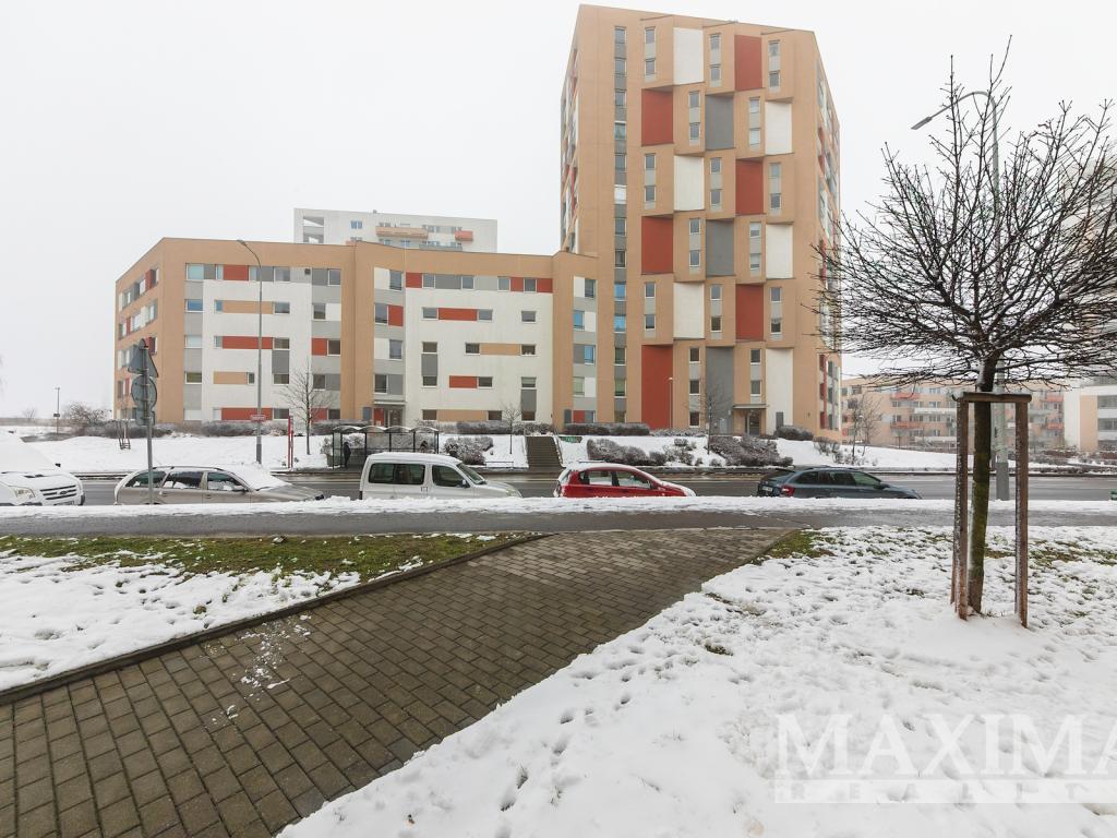 Pronájem bytu 1+kk 37 m2