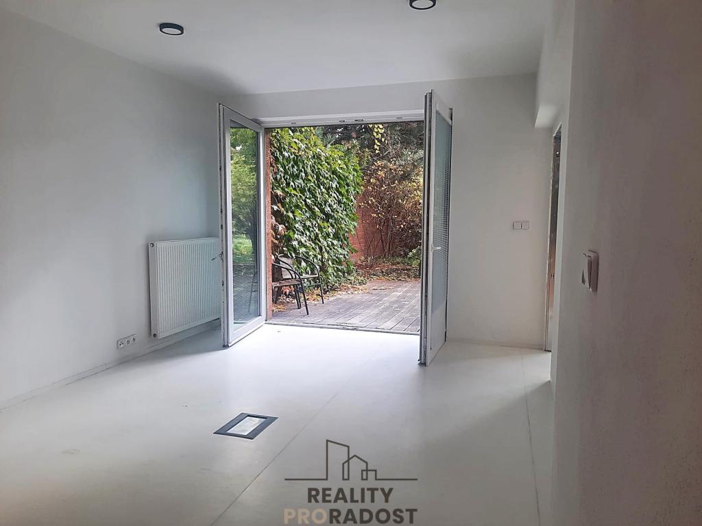 Pronájem bytu 2+kk 49 m2