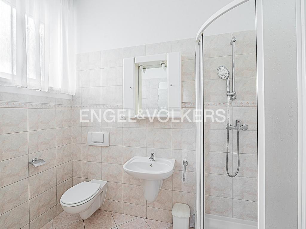 Pronájem bytu 4+1 149 m2, Praha – náhled fotky 9