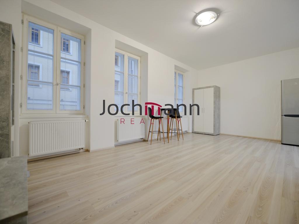 Pronájem bytu 1+kk 35 m2