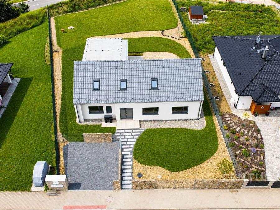Pronájem domu 236 m2